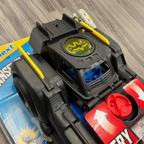 Imaginext Batman DC Super Friends Transforms Batmobile Car Toy NEW - Picture 4 of 13